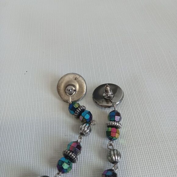 Set of 2 Plastic Faceted Beaded Dangle Style Costume Fashion Earrings Bundle - Picture 7 of 7